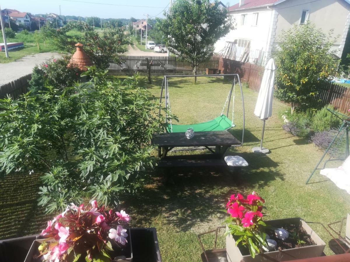 Anejo Apartment Belgrád Kültér fotó